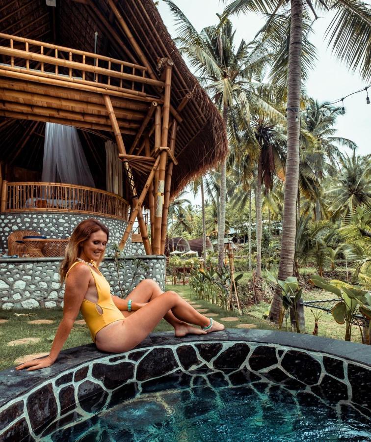 La Royale Romantic Bamboo Villas Klungkung Экстерьер фото